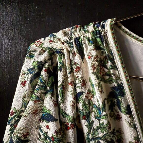 NWT Max Studio green and cream flutter sleeve floral tiered maxi dress - Picture 5 of 14